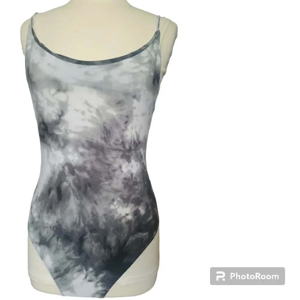 DEREK HEART BLACK/WHITE TYEDIE BODYSUIT - L